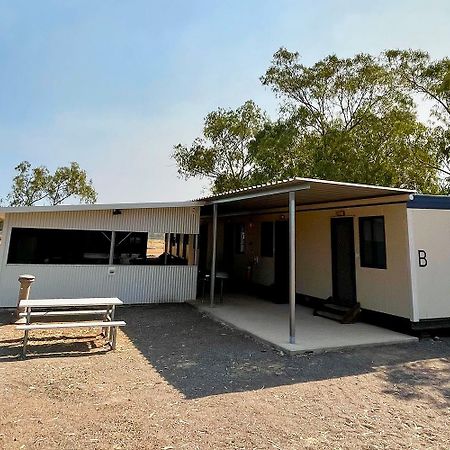 Outback Caravan Park Tennant Creek Buitenkant foto