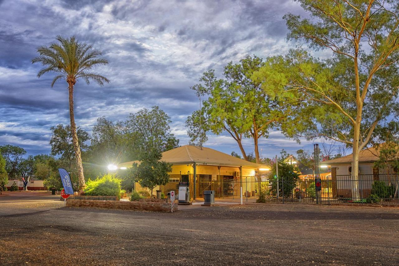 Outback Caravan Park Tennant Creek Buitenkant foto