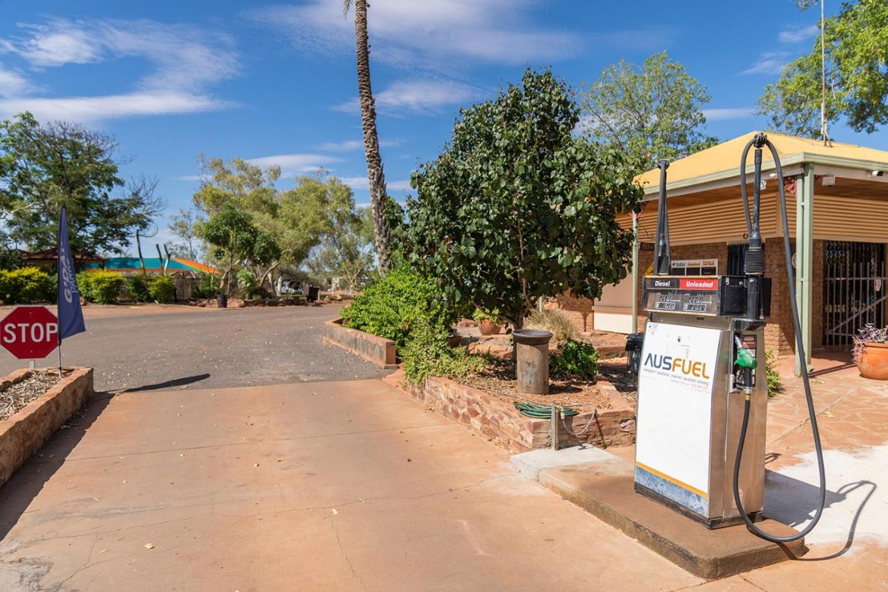 Outback Caravan Park Tennant Creek Buitenkant foto