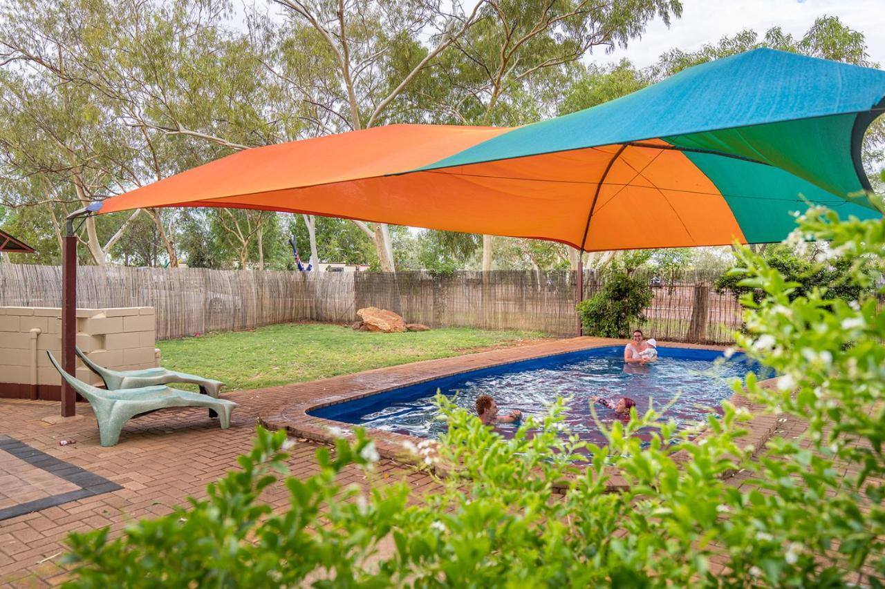 Outback Caravan Park Tennant Creek Buitenkant foto